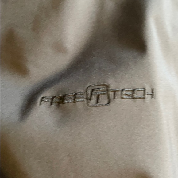 A FreeTech jacket - Picture 4 of 8